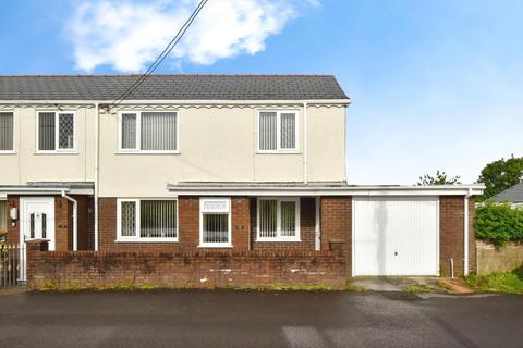 Leyshon Road, Ammanford SA18