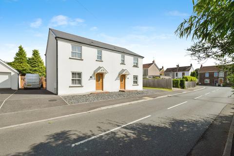 3 bedroom semi-detached house for sale, Tycroes Road, Ammanford SA18