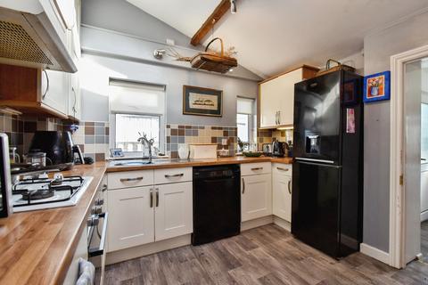 3 bedroom semi-detached house for sale, College Street, Carmarthenshire SA18