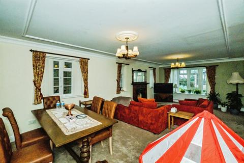 undefined, Manor Road, Lancing