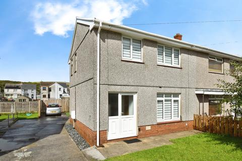 undefined, Maes Y Glyn, Ammanford SA18