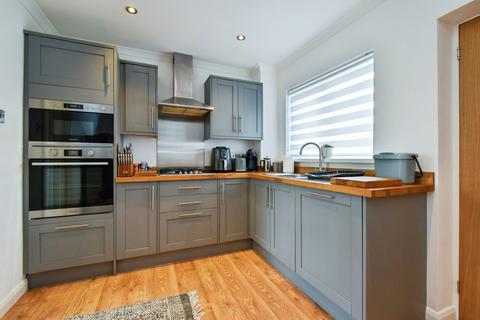 undefined, Maes Y Glyn, Ammanford SA18