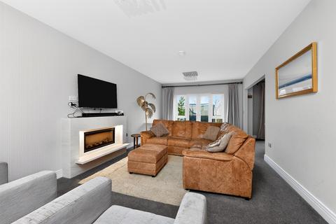 5 bedroom detached house for sale, Luggie Avenue, Kirkintilloch, Glasgow
