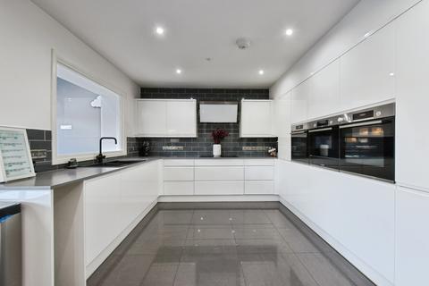 4 bedroom detached house for sale, Penygroes Road, Llanelli SA14