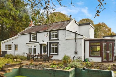 4 bedroom detached house for sale, Maesquarre Road, Ammanford SA18