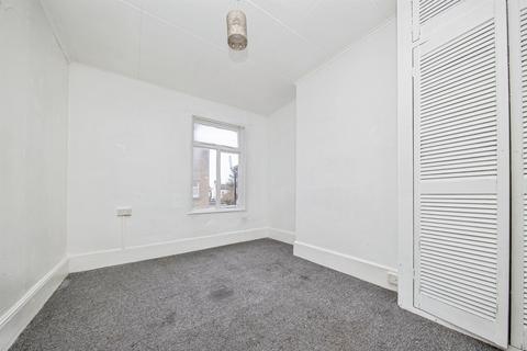 3 bedroom semi-detached house for sale, St. Andrews Road, Clacton-On-Sea