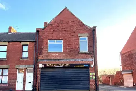Retail property (out of town) to rent - Southwick Road, Sunderland SR5