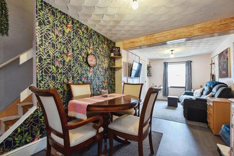 2 bedroom end of terrace house for sale, Norton Road, Llanelli SA14