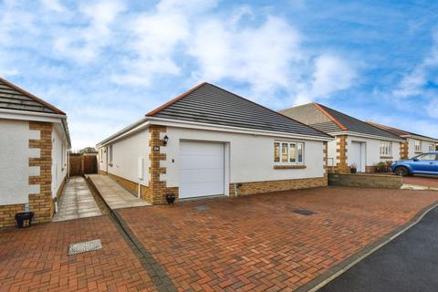 undefined, Clos Penpont, Llanelli SA14