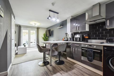 3 bedroom townhouse for sale, Heol Cae Pownd, Llanelli SA14
