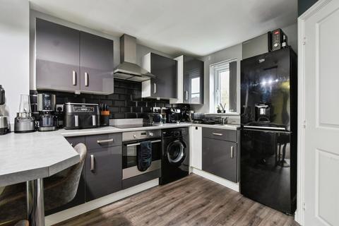 3 bedroom townhouse for sale, Heol Cae Pownd, Llanelli SA14