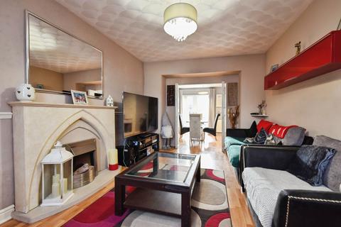 3 bedroom semi-detached house for sale, Llwynhen Road, Ammanford SA18