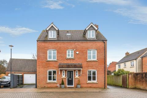 undefined, Apollo Close, Swindon