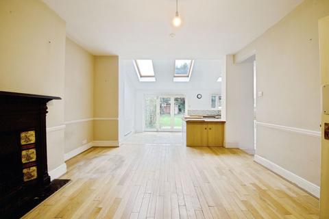 3 bedroom terraced house to rent, Bounds Green Road, London, N22