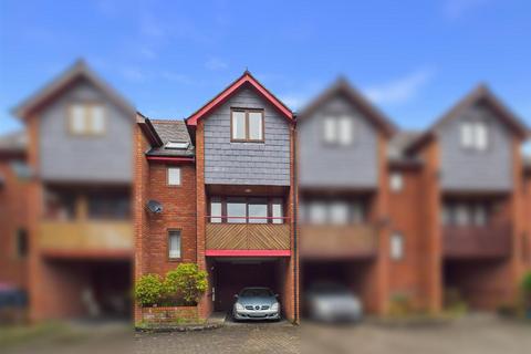 undefined, 4 Cwrt Hafren, Chapel Street, Llanidloes