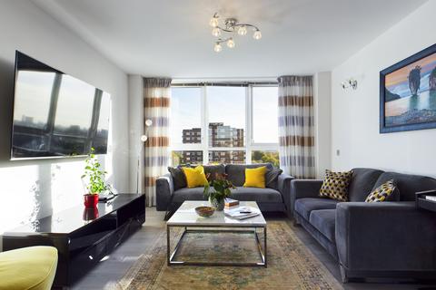 3 bedroom flat for sale, St. Johns Wood Park, NW8 6NH