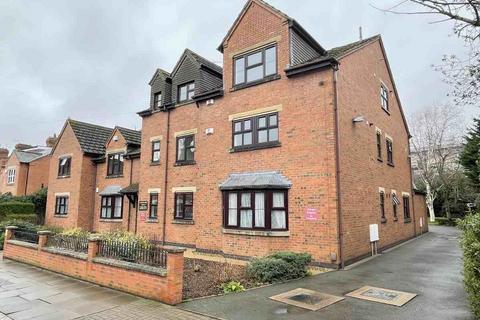 2 bedroom flat to rent, Clarendon Park, North Avenue