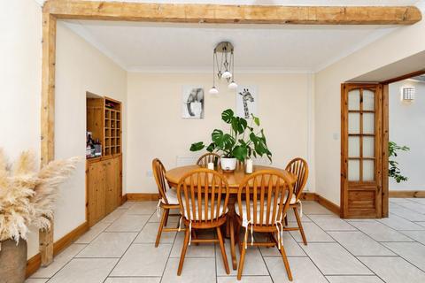 3 bedroom semi-detached house for sale, Heol Y Meinciau, Llanelli SA15