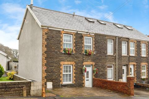 Heol Y Meinciau, Llanelli SA15