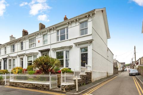 4 bedroom end of terrace house for sale, The Esplanade, Carmarthenshire SA31
