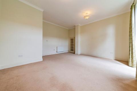 3 bedroom ground floor flat for sale, Beacon Lane, Grantham