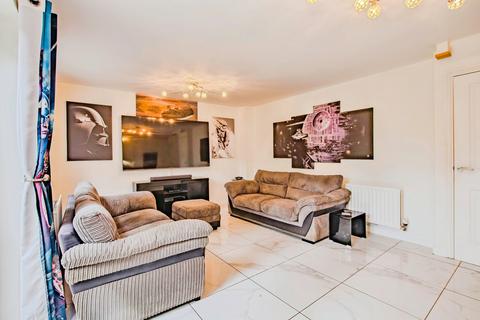 4 bedroom detached house for sale, Parc Llwyn Celyn, Carmarthen SA33