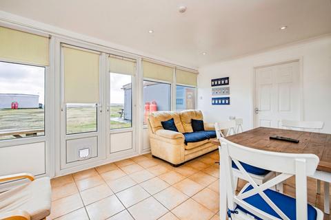 3 bedroom bungalow for sale, Carmarthen Bay Holiday Park, Carmarthenshire SA17