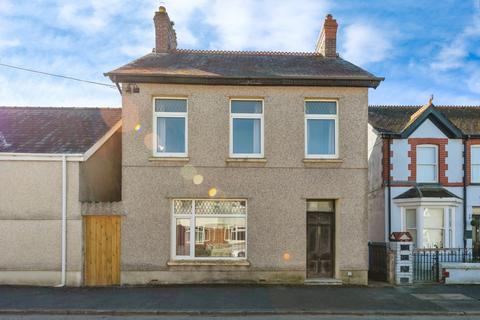 3 bedroom detached house for sale, High Street, Carmarthen SA31