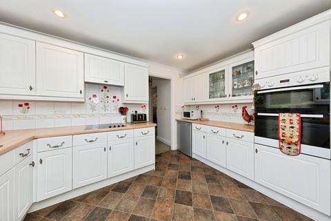 5 bedroom detached house for sale, Clos Yr Onnen, Carmarthen SA31