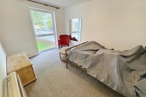 2 bedroom apartment for sale, Romford Road, Forest Gate
