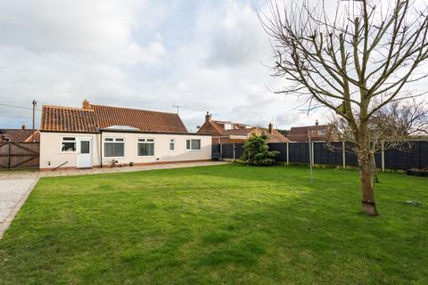 3 bedroom detached bungalow for sale, Brandon Grove, York, YO32
