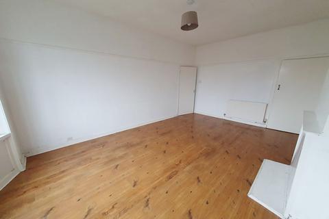 3 bedroom flat for sale, Chirnside Road, Glasgow G52