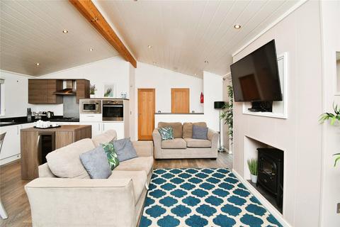 2 bedroom bungalow for sale, Fishguard Bay Resort, Pembrokeshire SA65