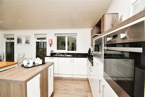 2 bedroom bungalow for sale, Fishguard Bay Resort, Pembrokeshire SA65