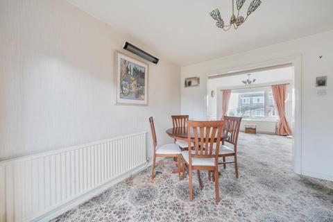 undefined, Hall Park Avenue, Horsforth, LS18