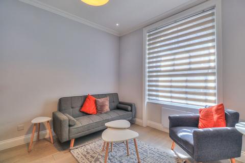 1 bedroom ground floor flat to rent, Balcombe Street, London, NW1