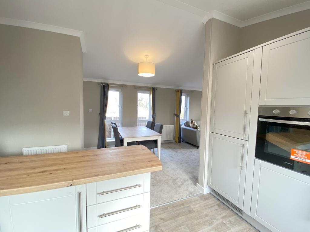 Kitchen &amp; Dining Area