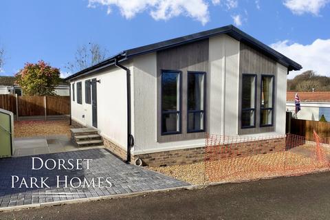 2 bedroom park home for sale, Bashley Cross Road, New Milton, Hampshire
