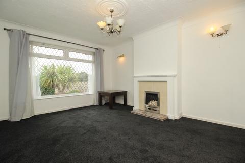 2 bedroom semi-detached bungalow for sale, Brighton Avenue, Morley, Leeds