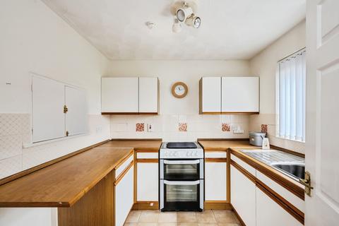 2 bedroom bungalow for sale, Heol Pentre Bach, Swansea SA4