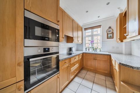 2 bedroom flat for sale, Virginia Water,  Surrey,  GU25