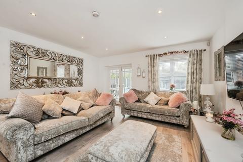 undefined, Broadwood, Swansea SA4