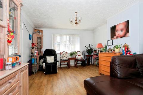 undefined, Tarrant, Peterborough