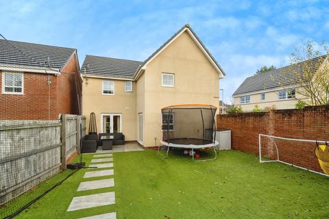 4 bedroom detached house for sale, Heol Pentre Bach, Swansea SA4