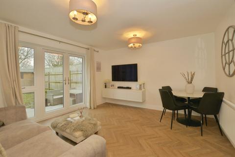 2 bedroom end of terrace house for sale, Ringlet Close, Kennington, ASHFORD