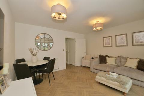 2 bedroom end of terrace house for sale, Ringlet Close, Kennington, ASHFORD