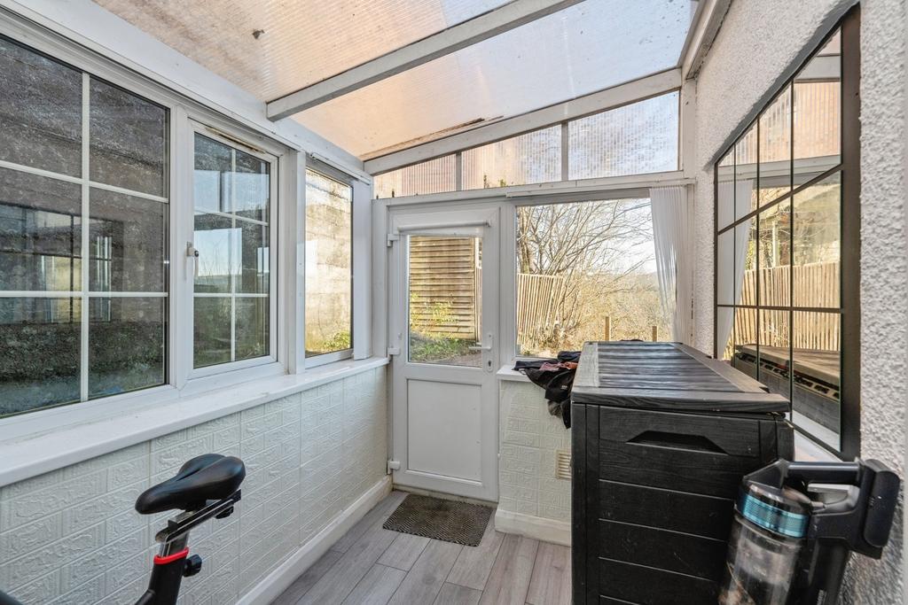 Pbox-IMG.jpg