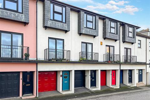 3 bedroom terraced house for sale, Falmouth