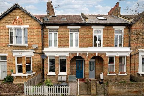 Royal Road, Teddington, TW11