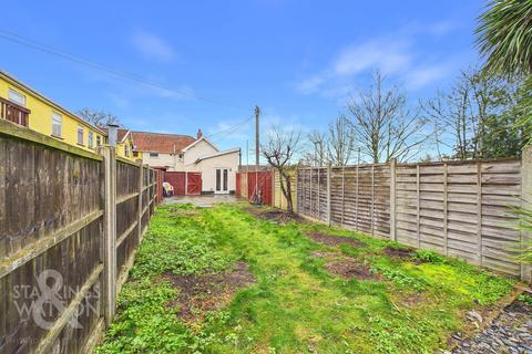 3 bedroom semi-detached house for sale, Victoria Road, Diss